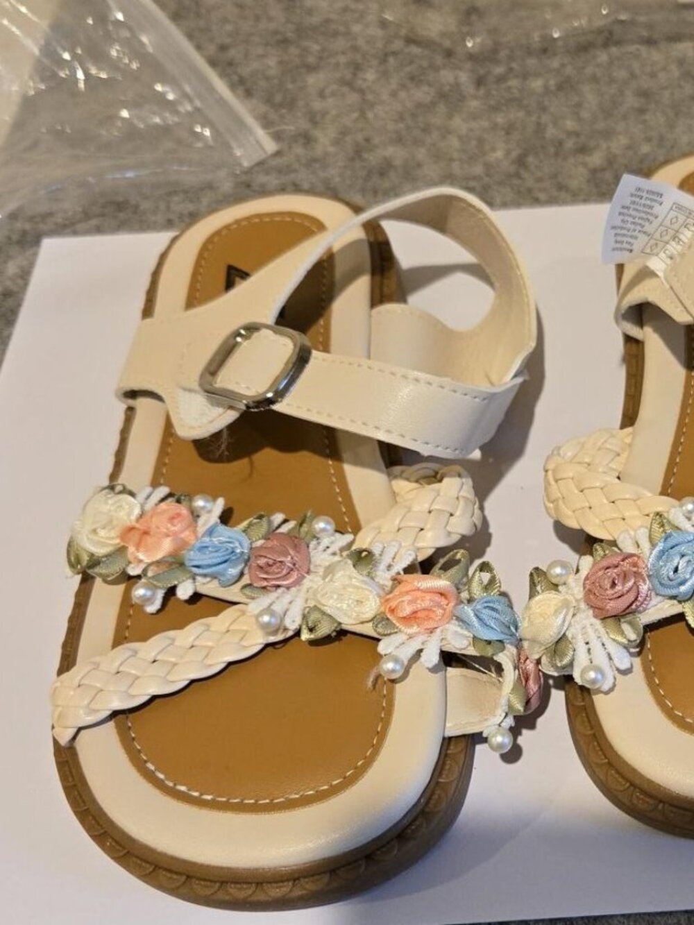 Girls Cream Ankle Strap Sandals with Floral Rosettes & Pearls EU Size 31/13